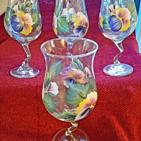 SANGRIA ANYONE? - Picture 2 of 3